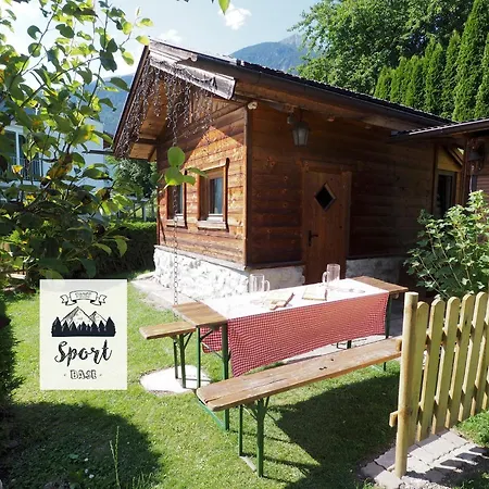 Tiny Sport Base Innsbruck